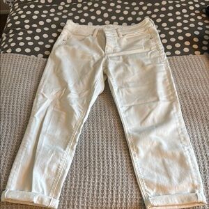 American Eagle Outfitters White Boyfriend Jeans